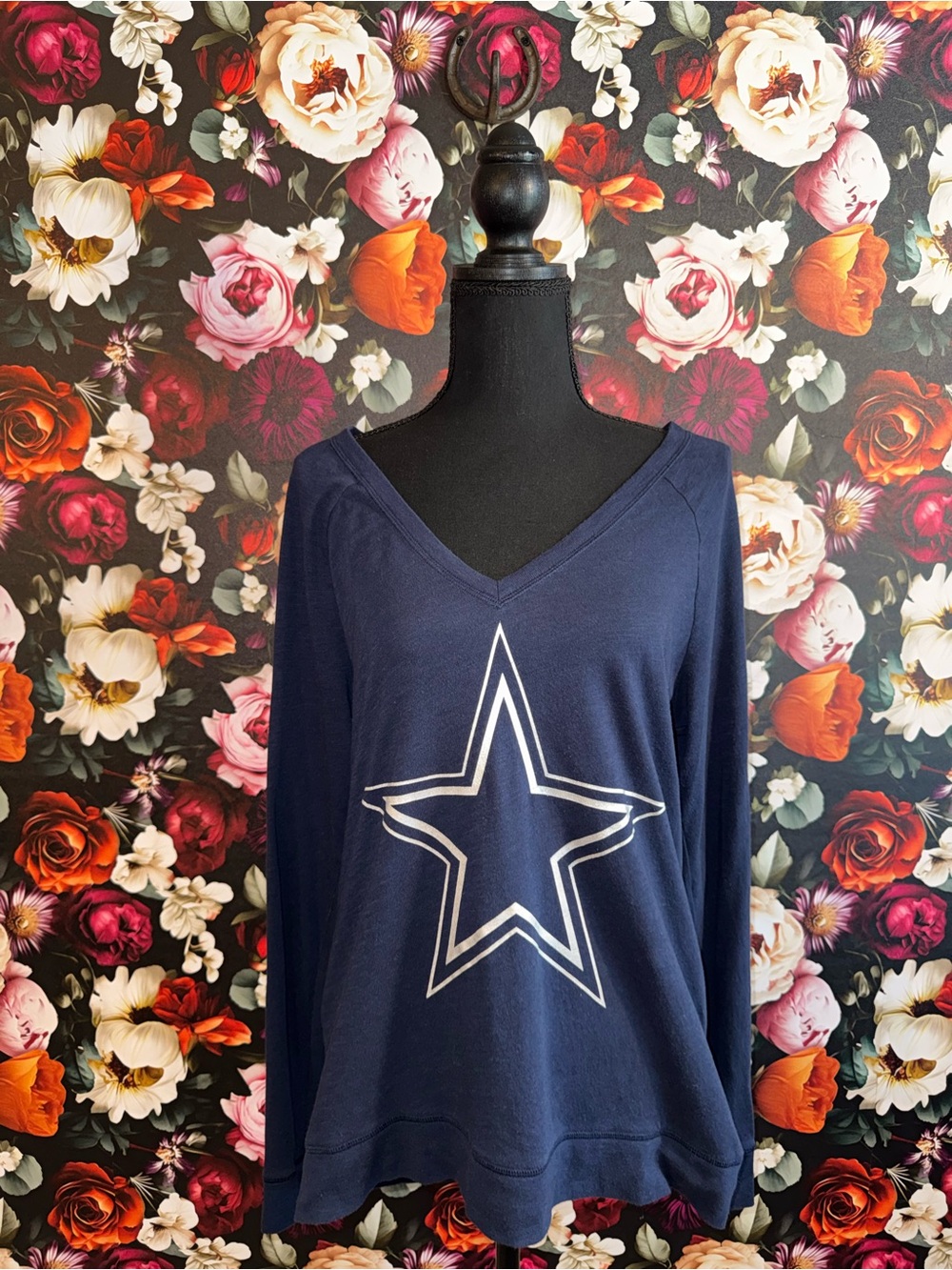 Vintage NFL PINK Victoria's Secret Navy V‑Neck Long Sleeve Top w: White Star, S